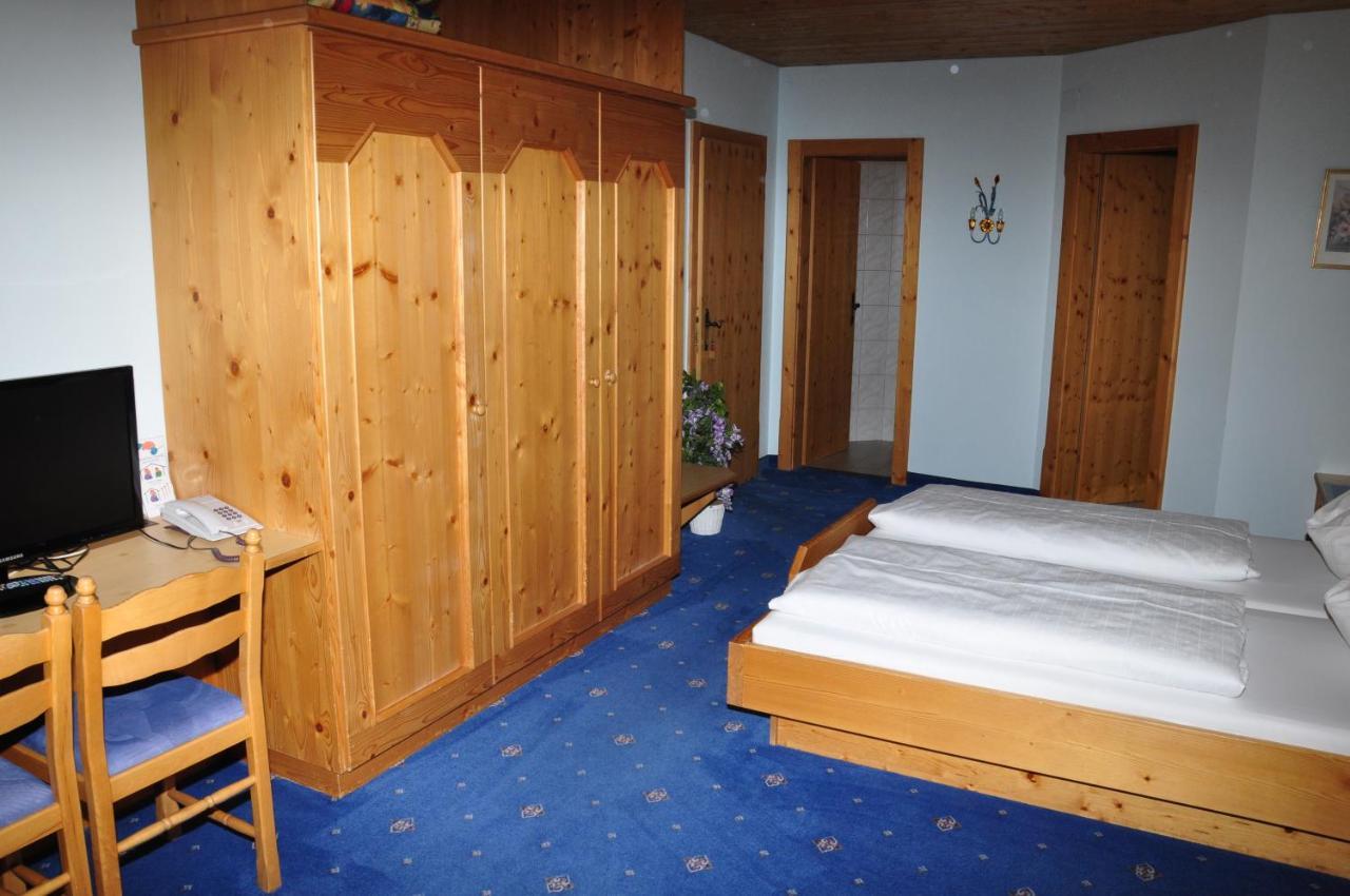 لوتاش Hotel Zum Hirschen المظهر الخارجي الصورة