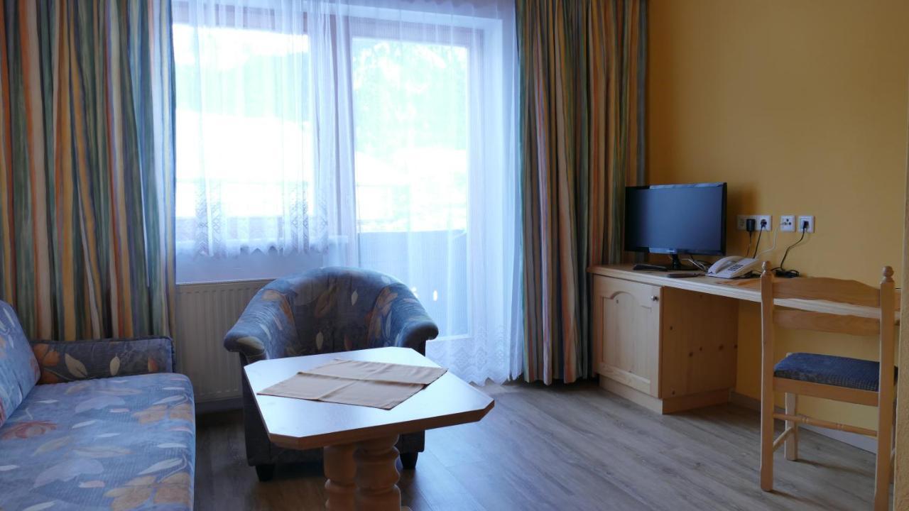 لوتاش Hotel Zum Hirschen المظهر الخارجي الصورة
