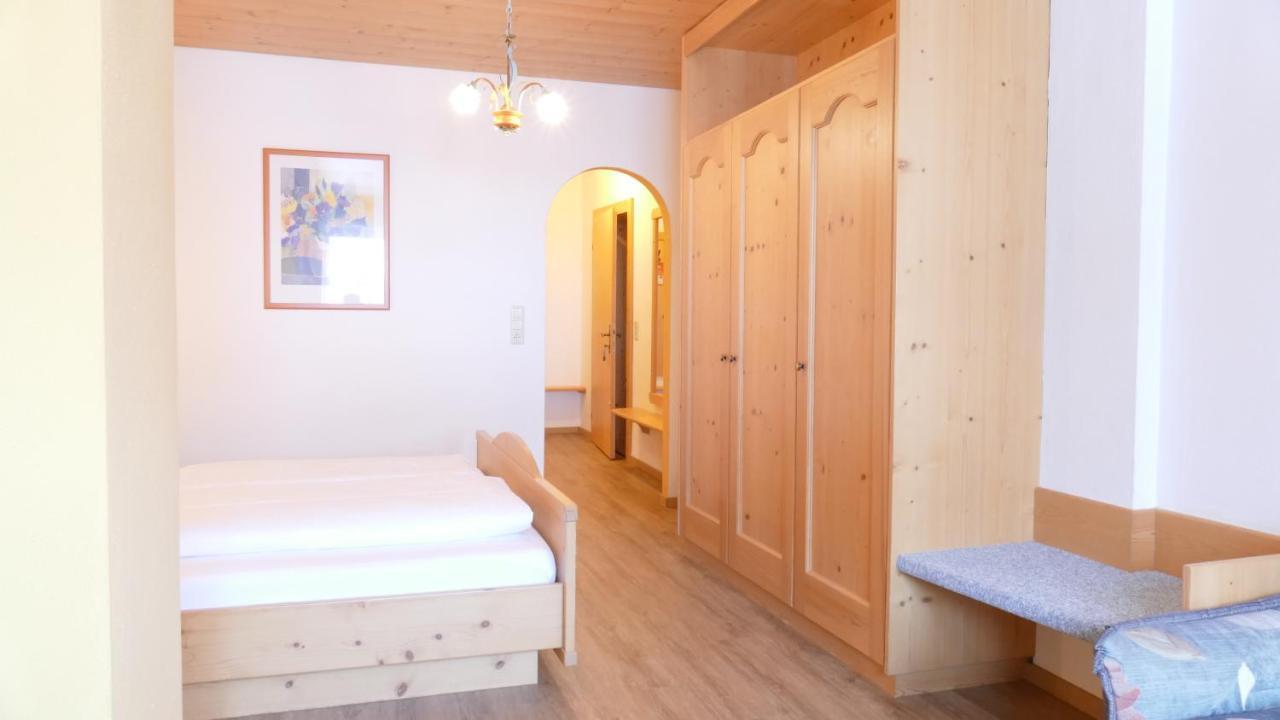 لوتاش Hotel Zum Hirschen المظهر الخارجي الصورة